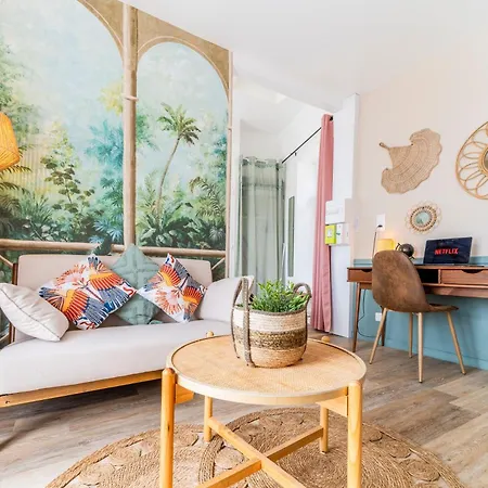 Le Taiga - Wifi - Parking Gratuit - Metro - Gare - Musee Piscine Roubaix