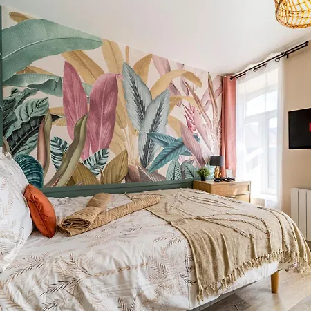 Le Taiga - Wifi - Parking Gratuit - Metro - Gare - Musee Piscine Appartement *